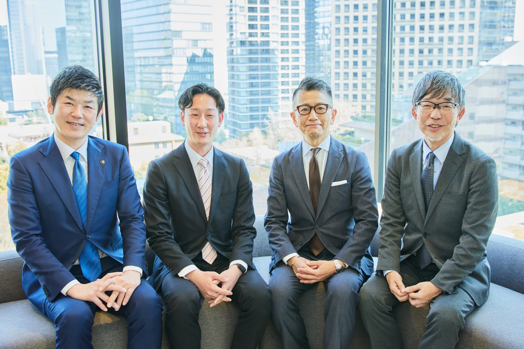 左から）鴨田市長　舞鶴市 本井主事　 ポニーキャニオン 村多シニアゼネラルディレクター　大熊社長